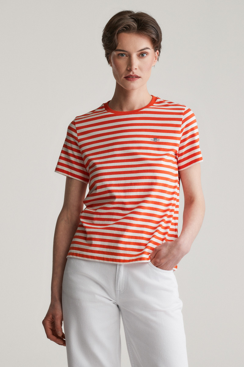 E-shop TRIČKO GANT REG STRIPED SHIELD SS T-SHIRT ORANGE RED