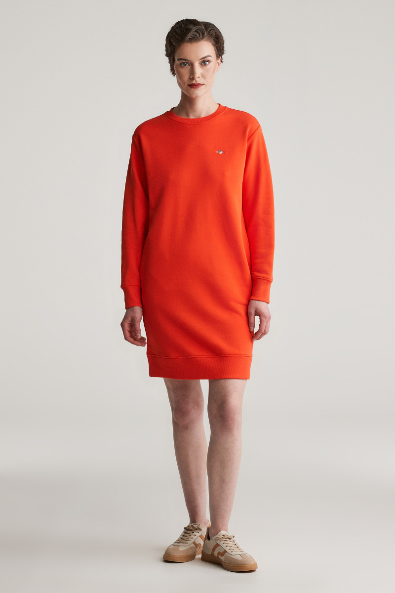 MIKINOVÉ ŠATY GANT SHIELD C-NECK SWEAT DRESS ORANGE RED