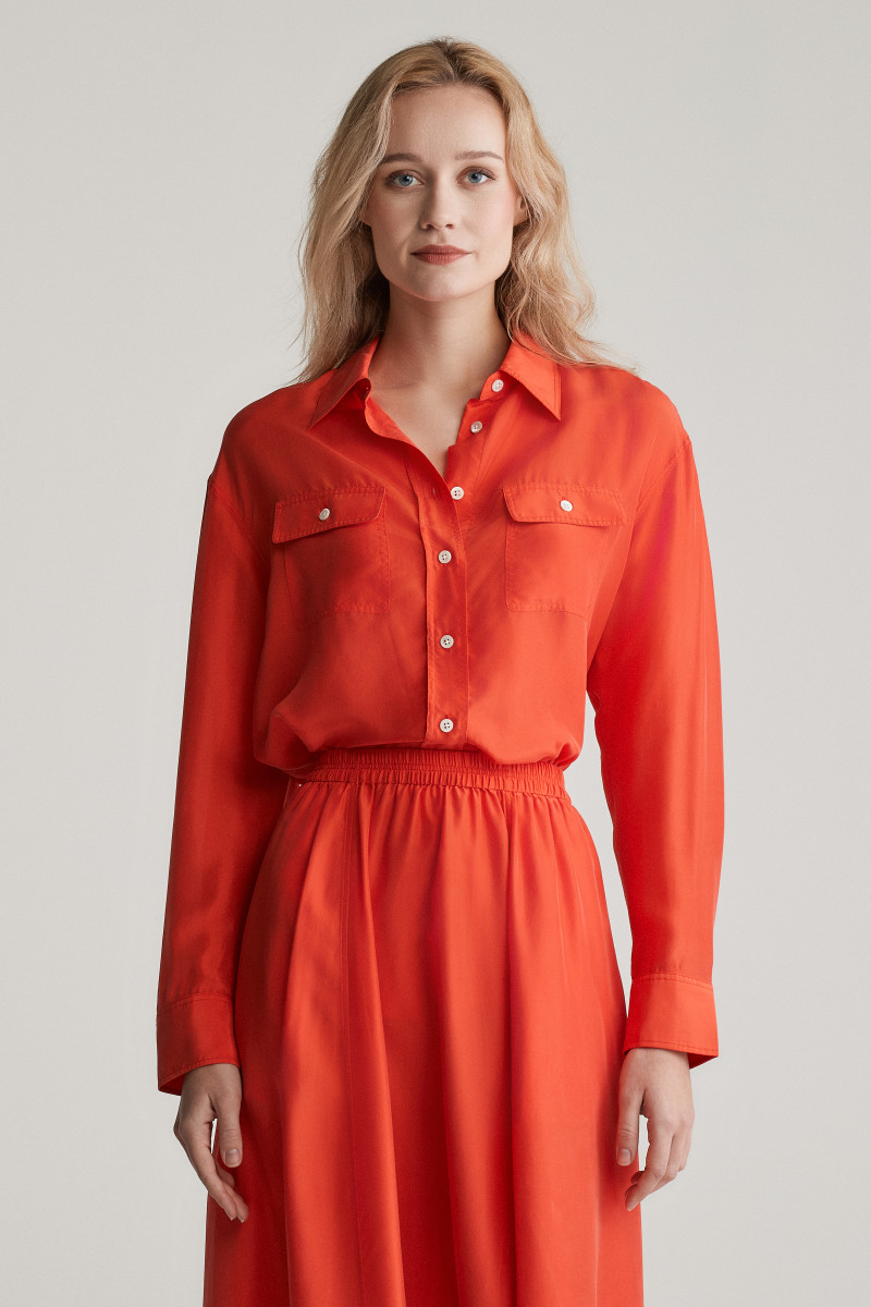 E-shop KOŠILE GANT REL HABOTAI SILK SHIRT ORANGE RED