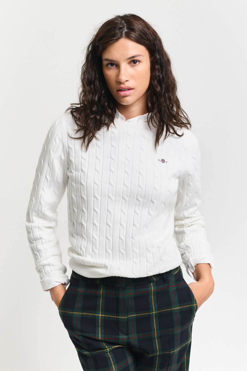 SVETR GANT STRETCH COTTON CABLE C-NECK EGGSHELL