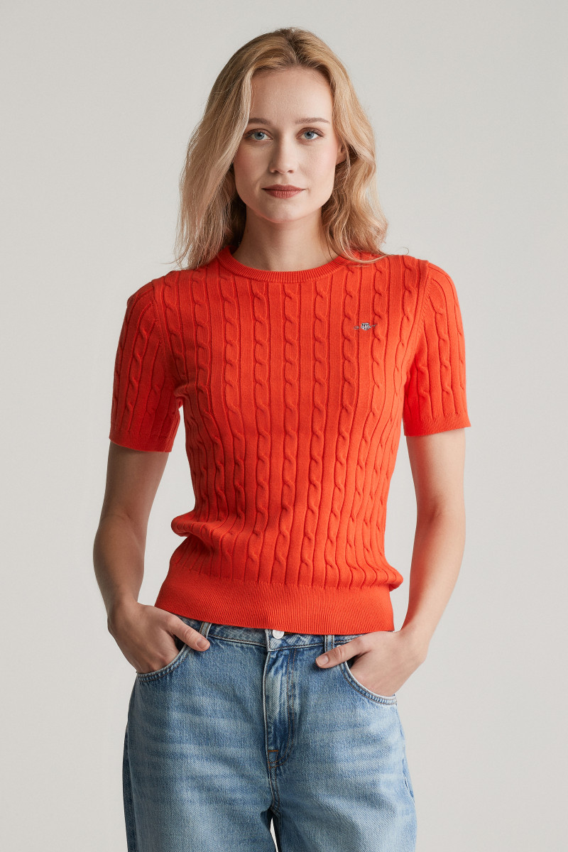 SVETR GANT STRETCH COTTON CABLE SS C-NECK ORANGE RED