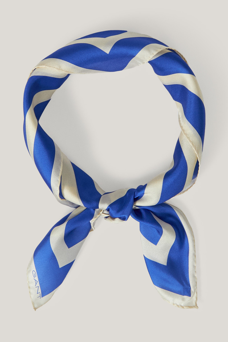 ŠÁTEK GANT STRIPE PRINT SILK SCARF PERFECT BLUE