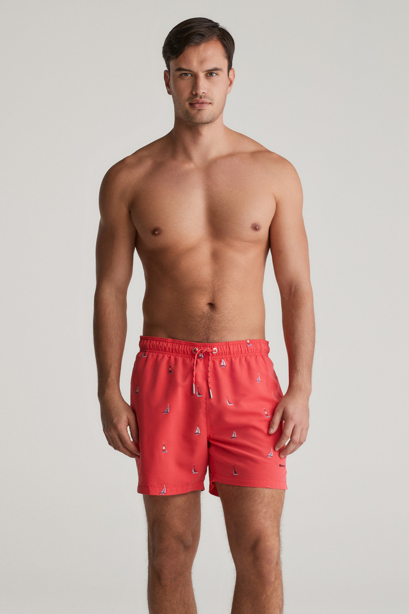 PLAVKY GANT BOAT EMBROIDERY SWIM SHORTS WATERMELON RED