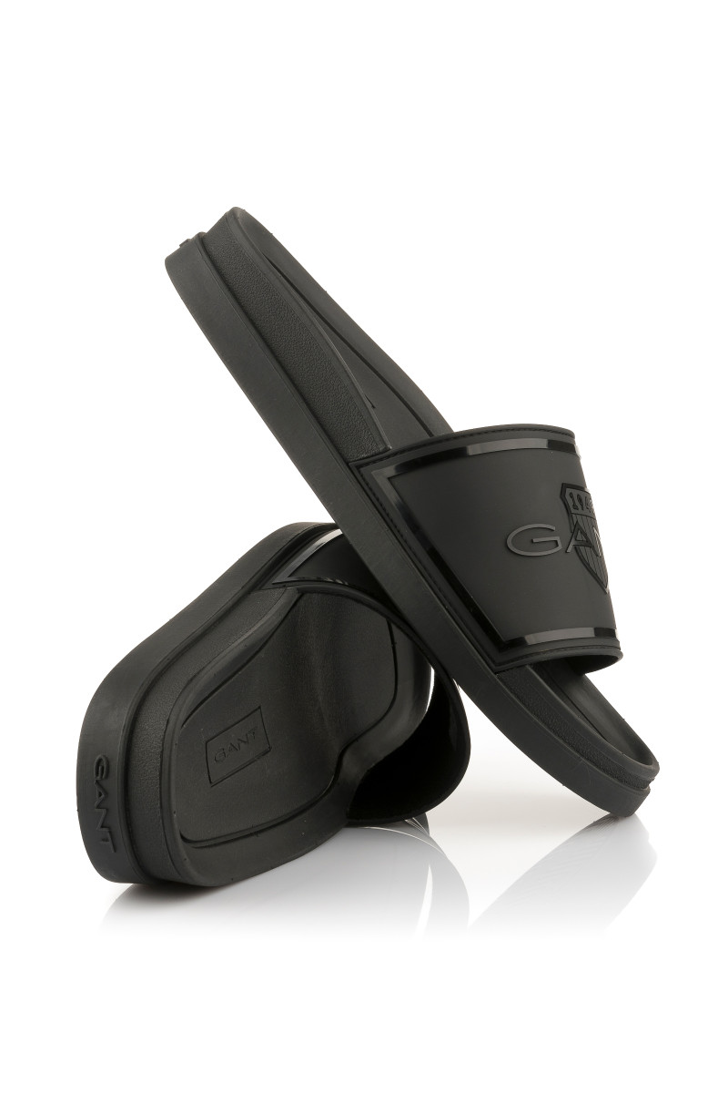 ŠĽAPKY GANT PIERBAY BLACK