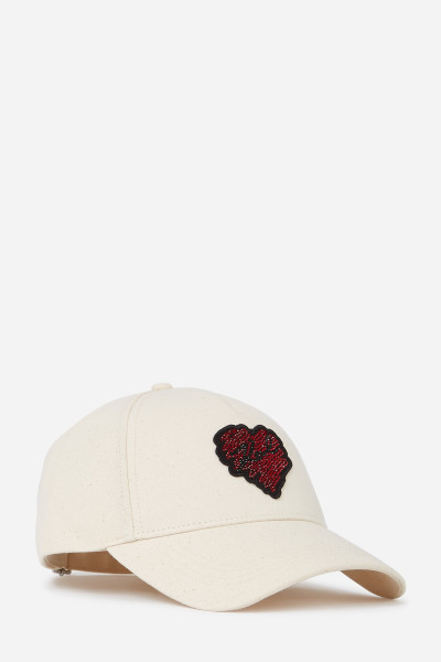 KŠILTOVKA KARL LAGERFELD K/HEARTS CAP - Fotografie č. 1