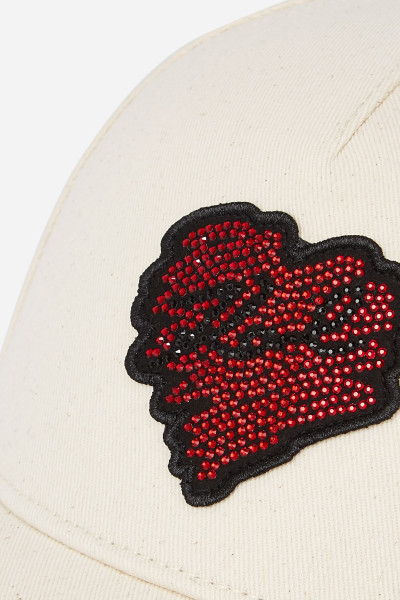 KŠILTOVKA KARL LAGERFELD K/HEARTS CAP - Fotografie č. 5