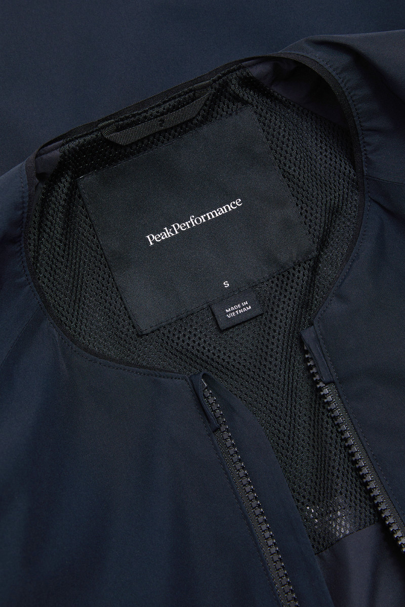 Bunda Peak Performance W Quest Jacket Black