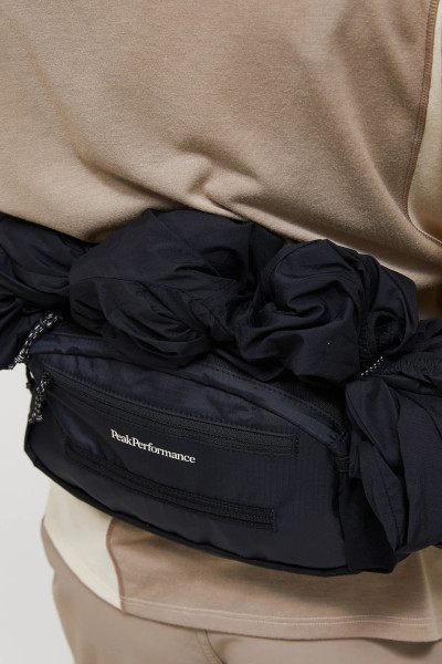 BUM BAG PEAK PERFORMANCE TRAIL HIP BAG - Fotografie č. 5