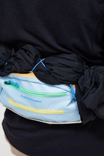 BUM BAG PEAK PERFORMANCE TRAIL HIP BAG - Fotografie č. 5