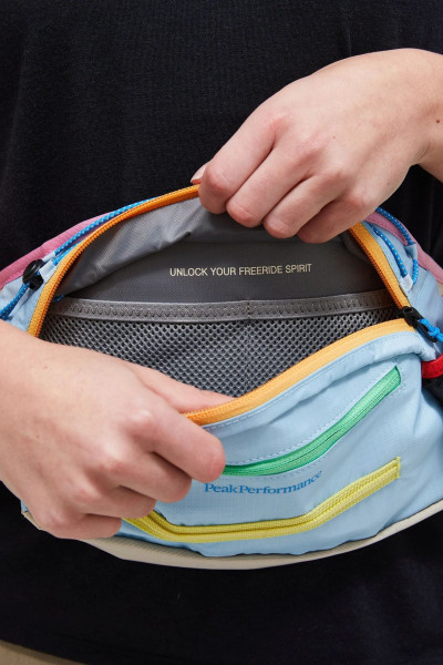 BUM BAG PEAK PERFORMANCE TRAIL HIP BAG - Fotografie č. 7