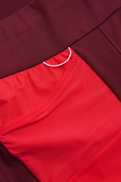 RÖVIDNADRÁG PEAK PERFORMANCE W ASCENT TRACK SHORTS - Kép 4