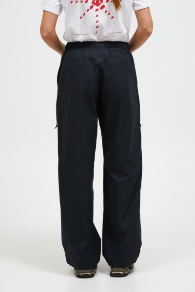 KALHOTY PEAK PERFORMANCE W OUTDOOR CARGO PANTS - Fotografie č. 6