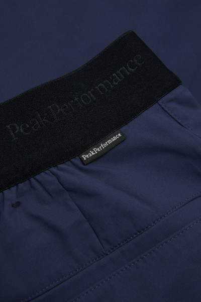 ŠORTKY PEAK PERFORMANCE W PLAYER SHORTS - Fotografie č. 4