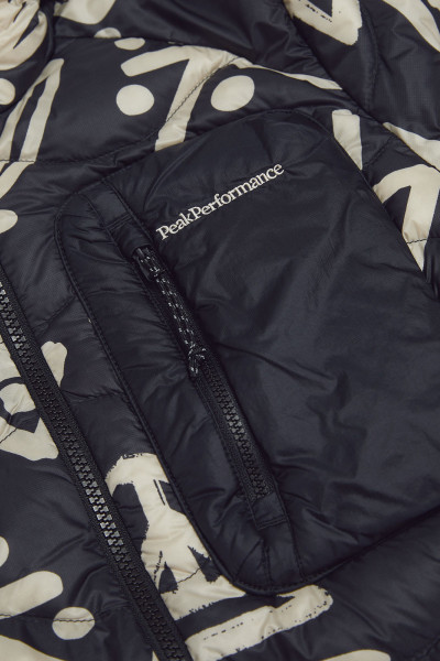 BUNDA PEAK PERFORMANCE W GRAPHIC HELIUM UTILITY - Fotografie č. 4