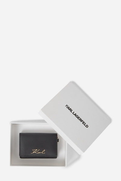 POUZDRO NA PLATEBNÍ KARTY KARL LAGERFELD K/SIGNATURE CHAIN CARD HOLDER - Fotografie č. 4
