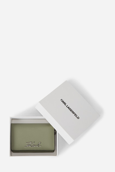POUZDRO NA PLATEBNÍ KARTY KARL LAGERFELD K/SIGNATURE CHAIN CARD HOLDER - Fotografie č. 4