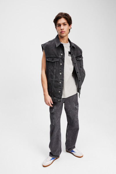 VESTA KARL LAGERFELD JEANS KLJ RELAXED DENIM VEST PRINT - Fotografie č. 2
