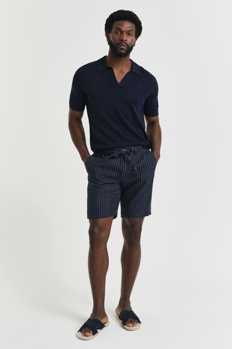 E-shop ŠORTKY GANT REL LINEN PINSTRIPE DS SHORTS DARKENED NAVY