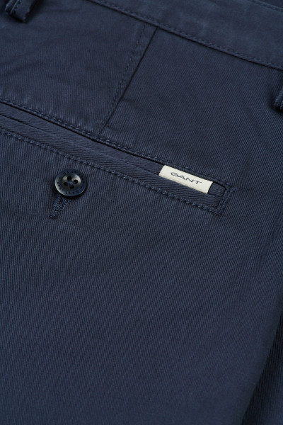 KALHOTY GANT CHINO - Fotografie č. 3
