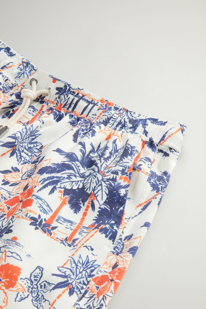 Šortky Woolrich Printed Rayon Shorts White Hawaiian