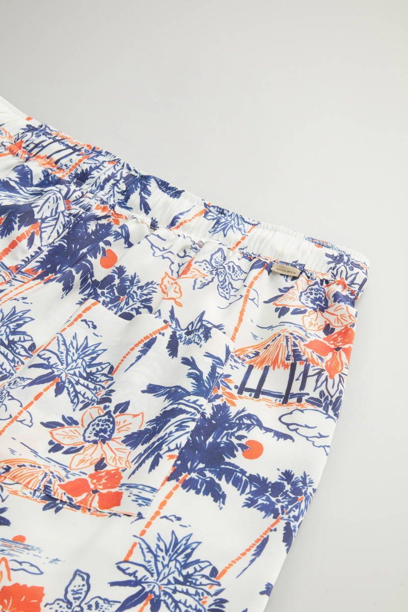 Šortky Woolrich Printed Rayon Shorts White Hawaiian