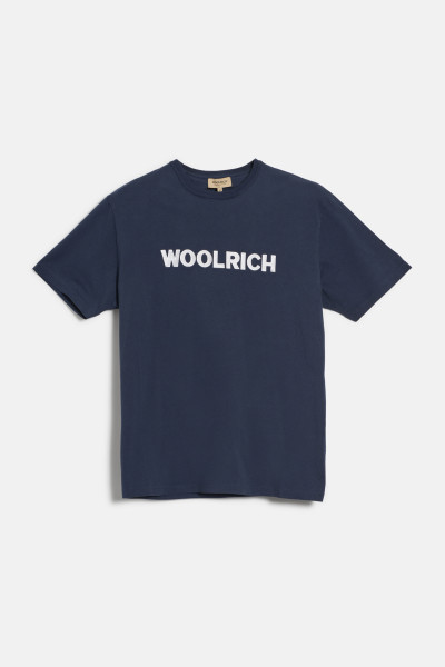 TRIČKO WOOLRICH EMBROIDERED LOGO T-SHIRT - Fotografie č. 1