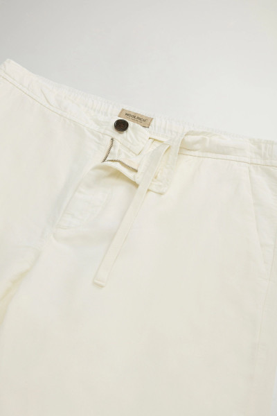 KALHOTY WOOLRICH LINEN BLEND PANTS - Fotografie č. 5