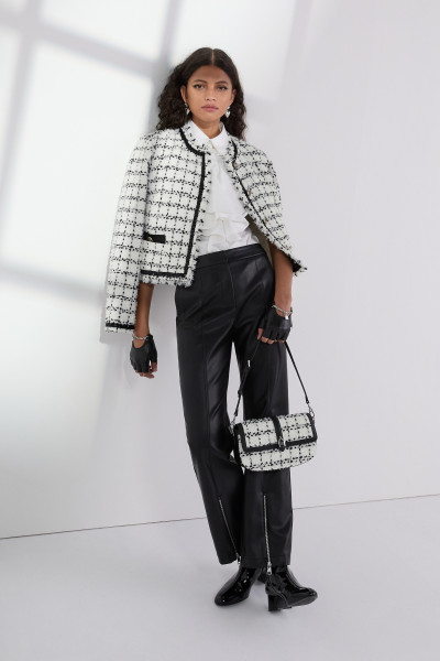 BLEJZR KARL LAGERFELD BOUCLE JACKET - Fotografie č. 2