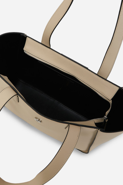 KABELKA KARL LAGERFELD K/SIGNATURE MD TOTE - Fotografie č. 4