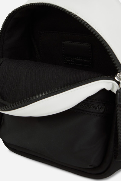 CROSSBODY KARL LAGERFELD JEANS KLJ ESSENTIAL NYLON BP CB B/W - Fotografie č. 4