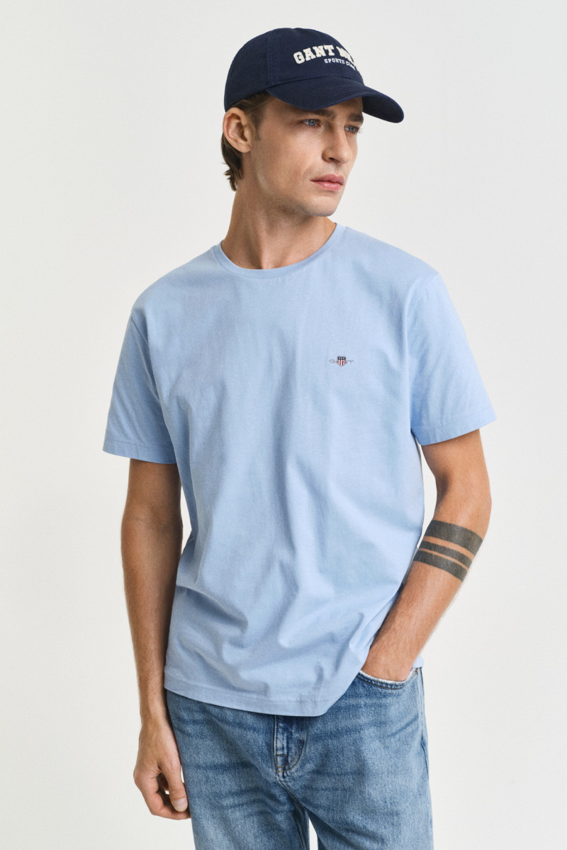 E-shop TRIČKO GANT REG SHIELD SS T-SHIRT CAPRI BLUE