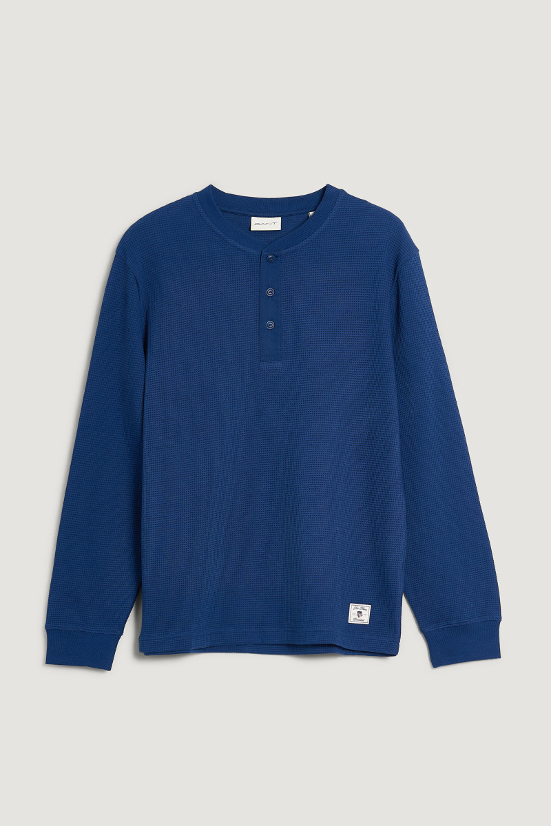 E-shop TRIČKO GANT WAFFLE LS HENLEY PERSIAN BLUE