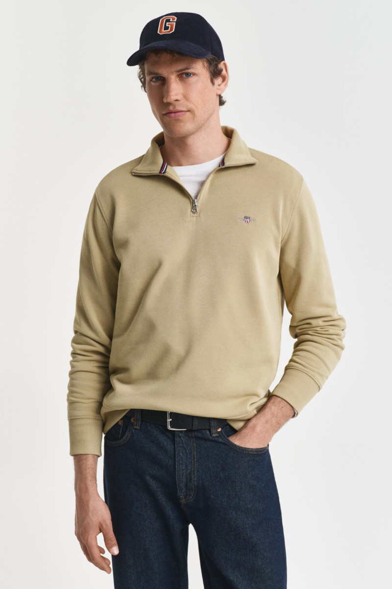 E-shop MIKINA GANT REG SHIELD HALF ZIP SWEAT WOODY BEIGE
