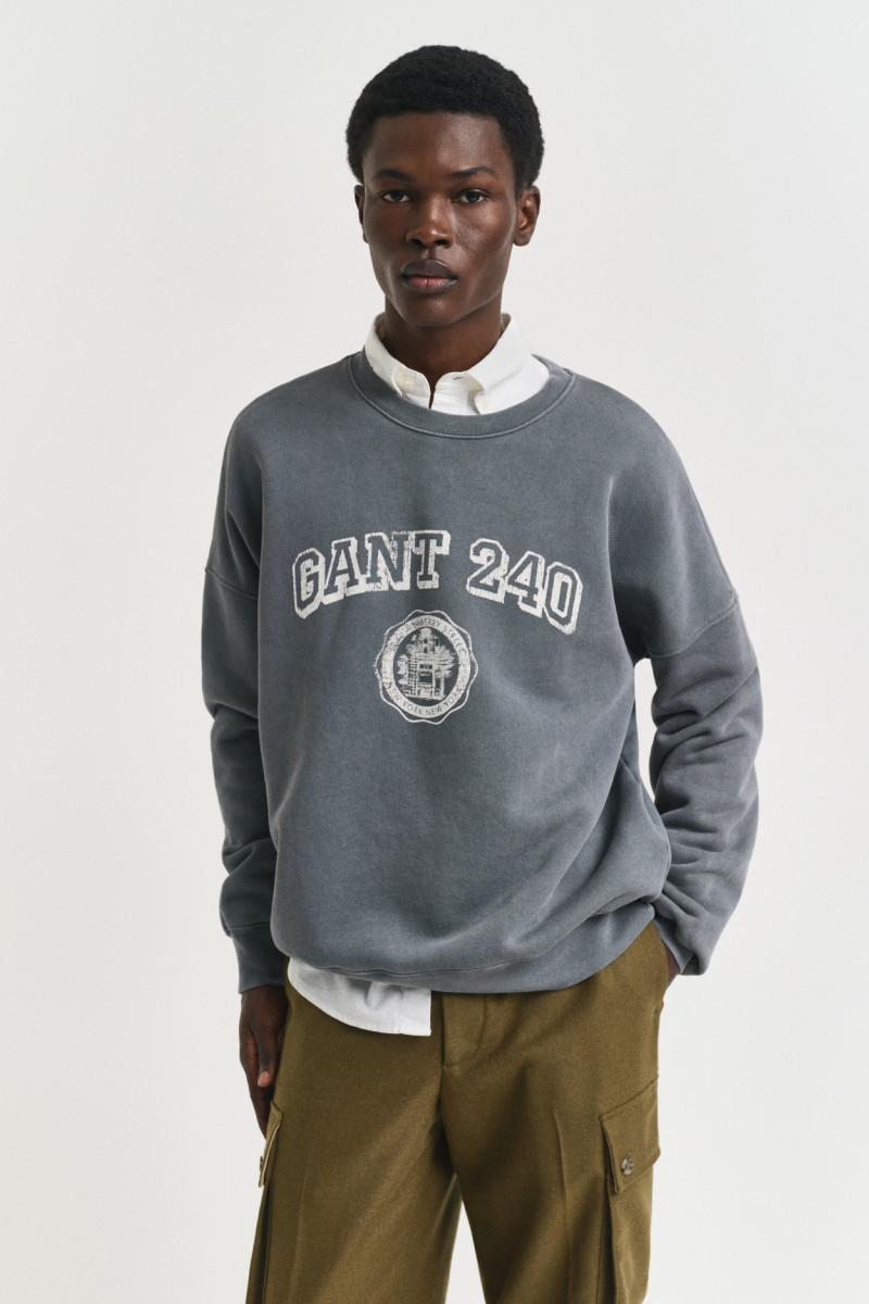 MIKINA GANT GRAPHIC C-NECK STEEL GREY