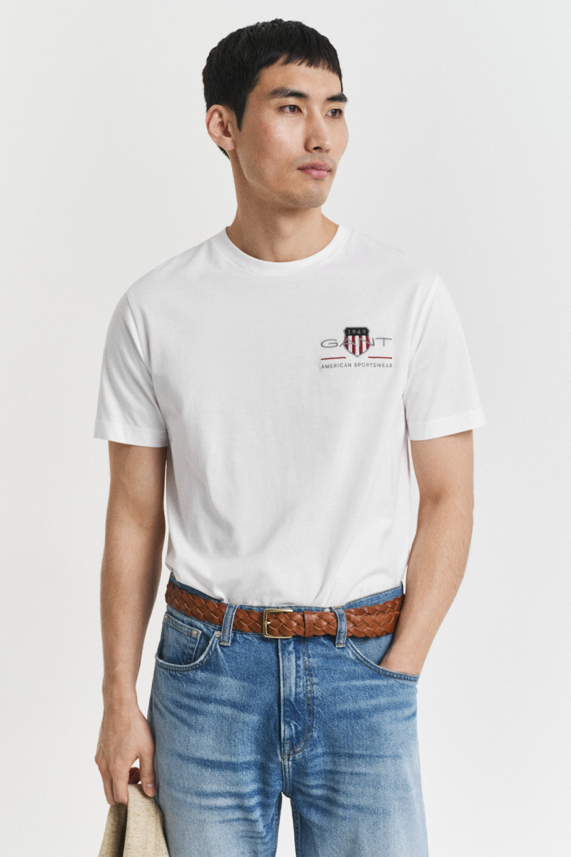 E-shop TRIČKO GANT REG ARCHIVE SHIELD EMB SS T-SHIRT WHITE