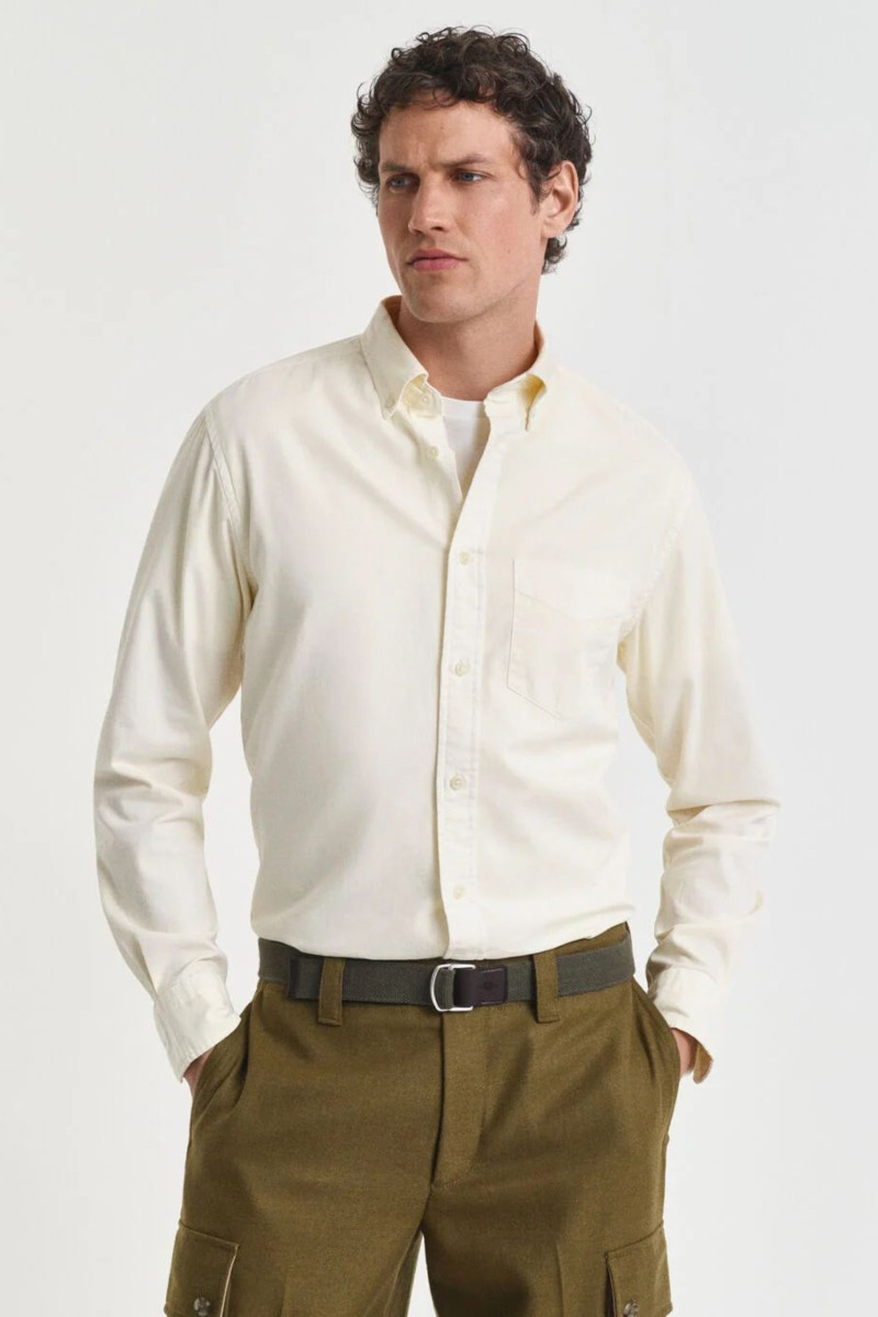 E-shop KOŠILE GANT REG GMNT DYED TWILL SHIRT CREAM