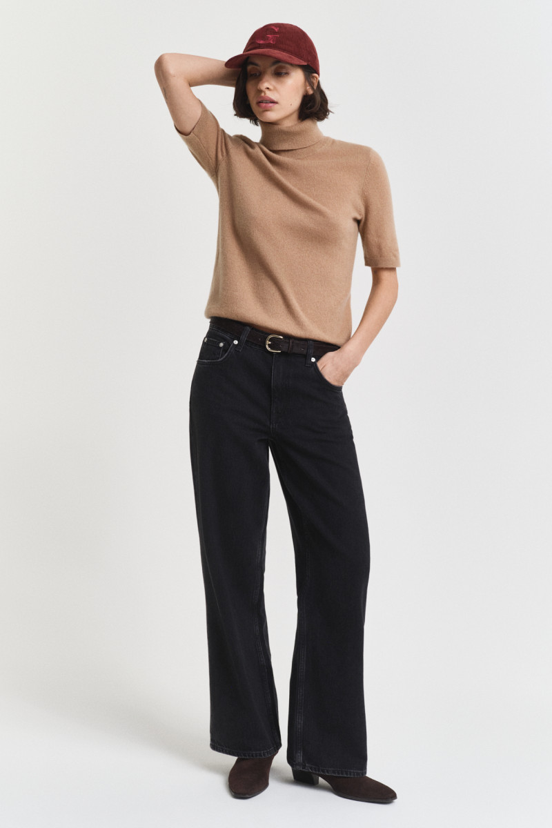 DŽÍNY GANT BLACK RELAXED STRAIGHT JEANS BLACK WORN IN