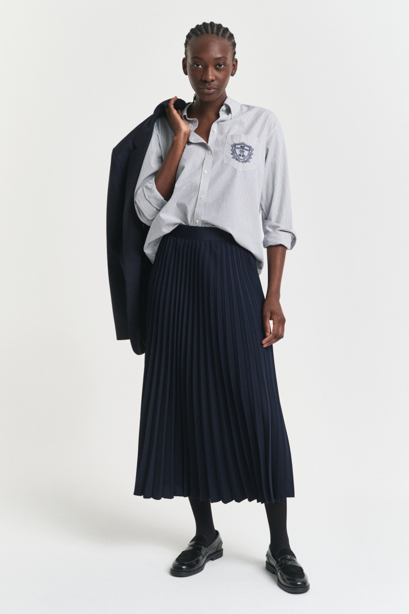 SUKŇA GANT MIDI PLEATED SKIRT EVENING BLUE