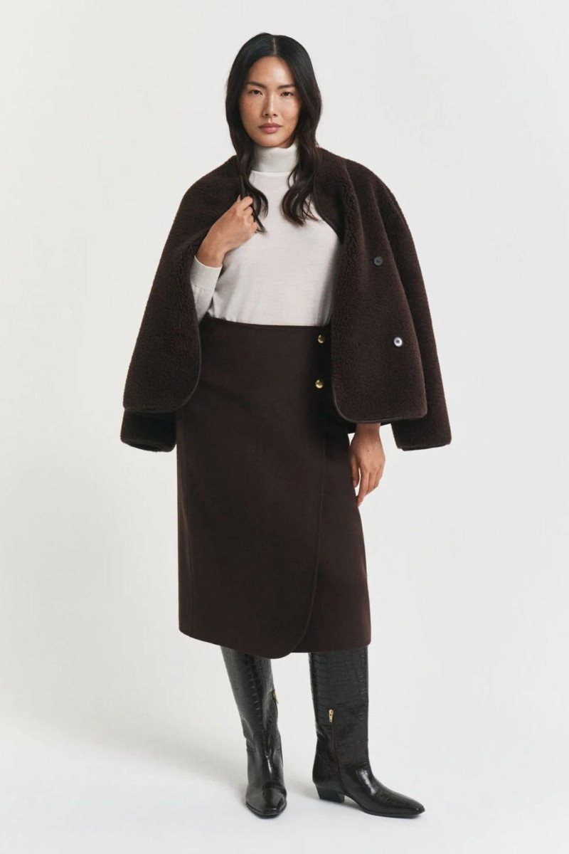 SUKNĚ GANT MIDI HANDSTITCHED WRAP SKIRT DEEP BROWN