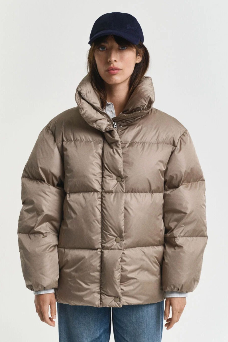 E-shop BUNDA GANT RELAXED DOWN JACKET TAUPE BEIGE