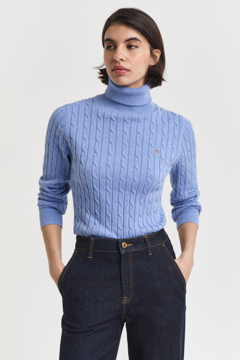 E-shop ROLÁK GANT STRETCH COTTON CABLE TURTLENECK CLEAR SKY