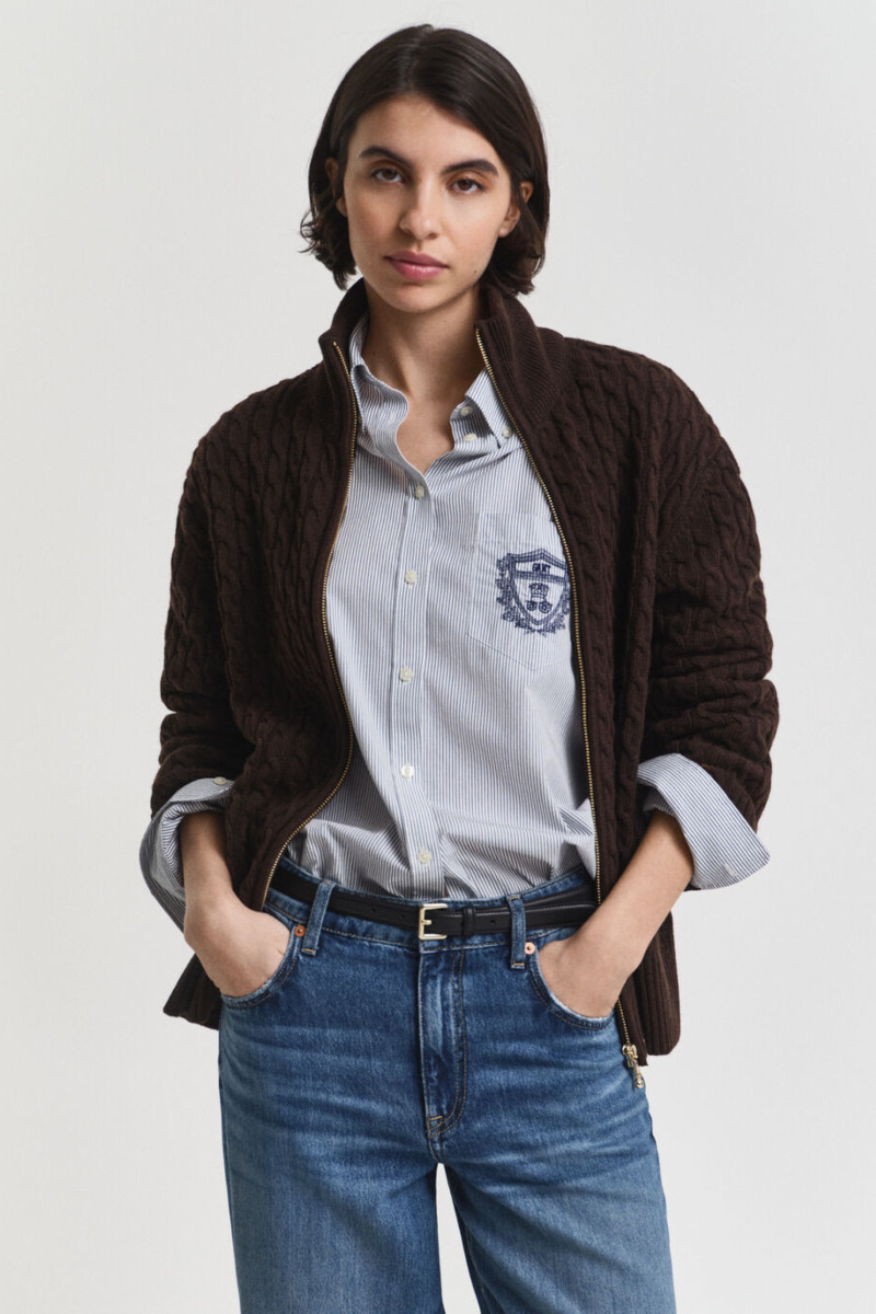 E-shop KARDIGÁN GANT CABLE KNIT ZIP CARDIGAN DEEP BROWN