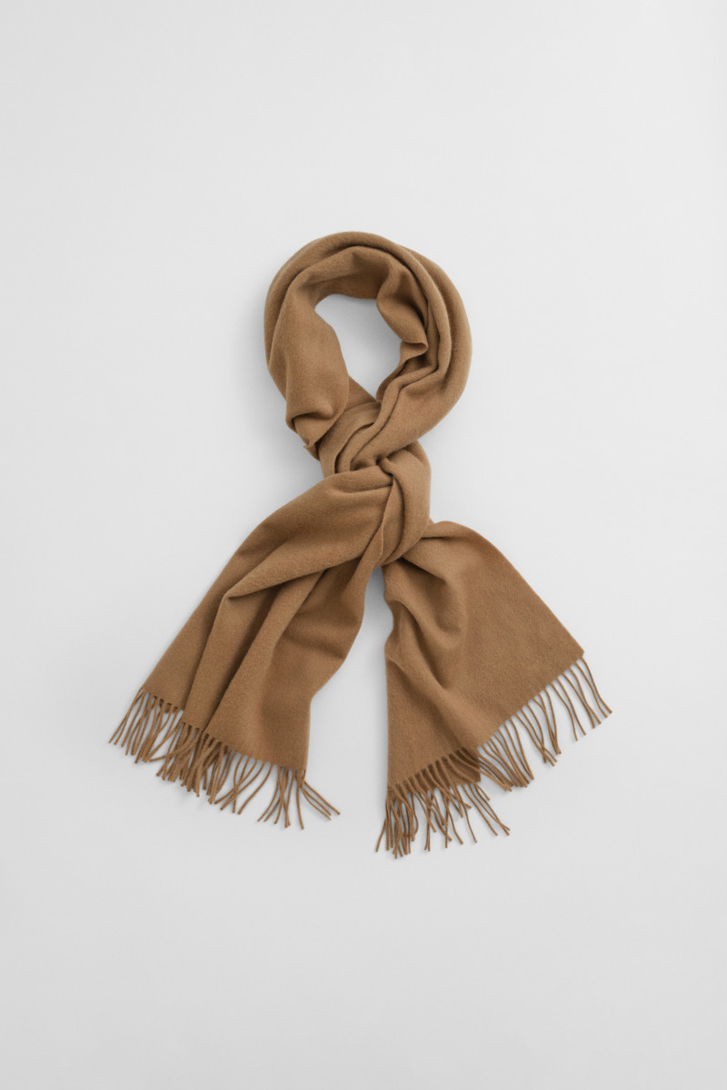E-shop ŠÁLA GANT WOOL WOVEN SCARF WARM KHAKI