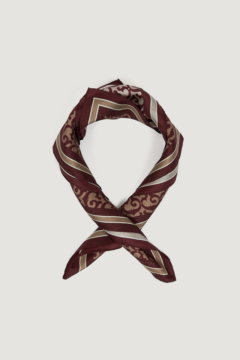E-shop ŠÁTEK GANT G PRINT SILK SCARF PLUM WINE