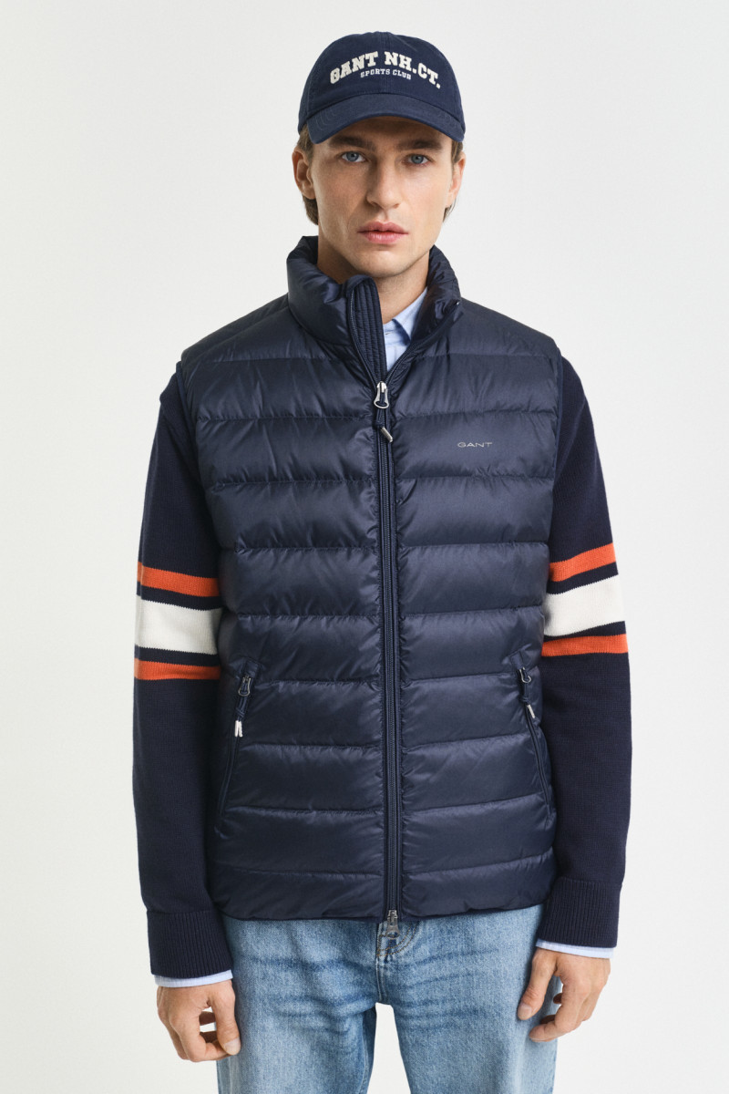 E-shop VESTA GANT LIGHT DOWN VEST EVENING BLUE
