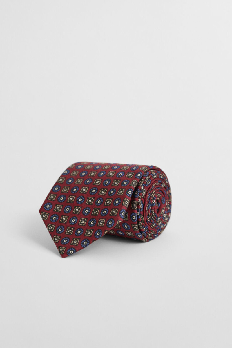 E-shop KRAVATA GANT FOULARD PRINT TIE PLUMPED RED