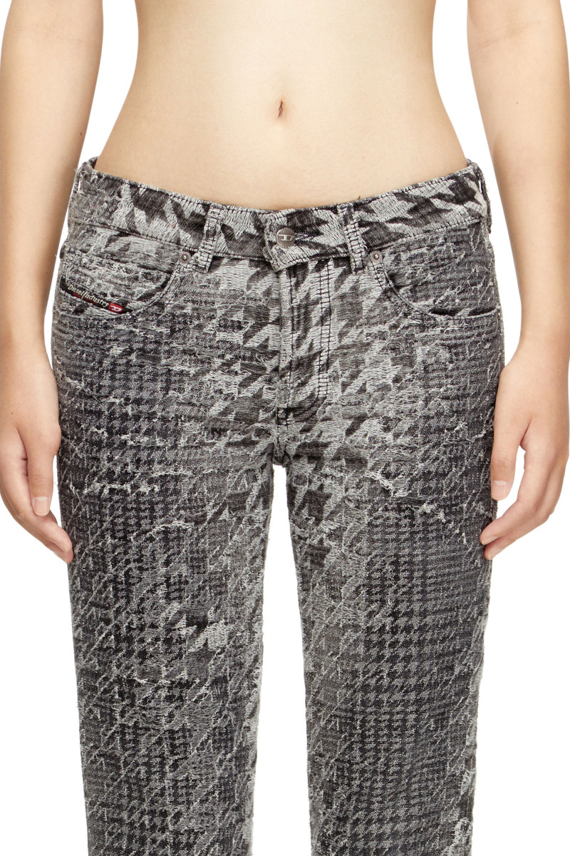 Džínsy Diesel 1992 D-Jiann-Fsh1 Trousers Black