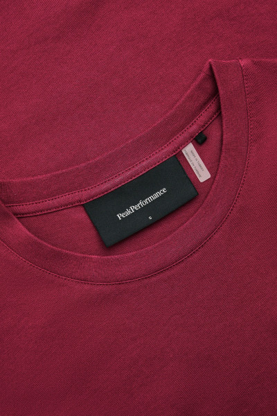 TRIČKO PEAK PERFORMANCE W ORIGINAL SMALL LOGO TEE - Fotografie č. 4