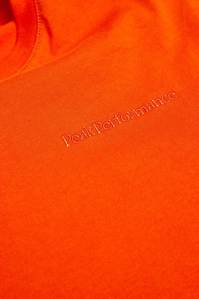 TRIČKO PEAK PERFORMANCE W ORIGINAL SMALL LOGO TEE - Fotografie č. 4