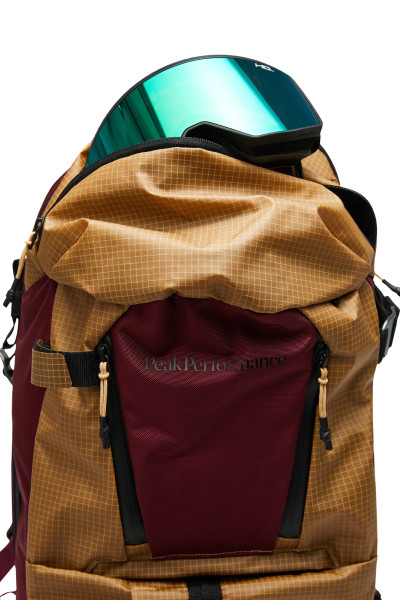 BACKPACK PEAK PERFORMANCE VERTICAL SKI BACKPACK 20L - Fotografie č. 7